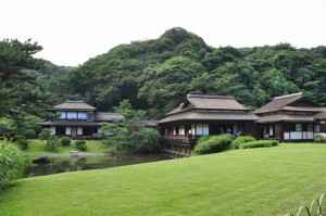 Sankeien, looking back to Rinshunkaku 2