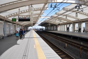 koshigaya-lake-town-station-inside